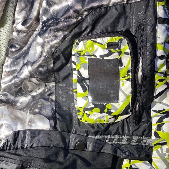 Ripzone Men’s Micro-Lite Ski/Snowboard Jacket - Picture 4 of 15